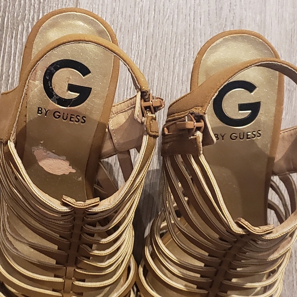 Guess Tan Sandals - Picture 5 of 5